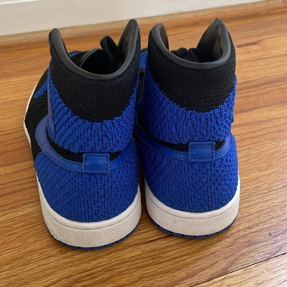 Nike 919702-006 Air Jordan 1 Retro High Flyknit Royal Black Youth 7Y Sneaker